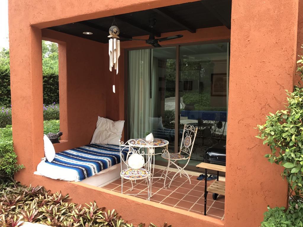 Mexican Beachfront Condo Khao Tao Bagian luar foto